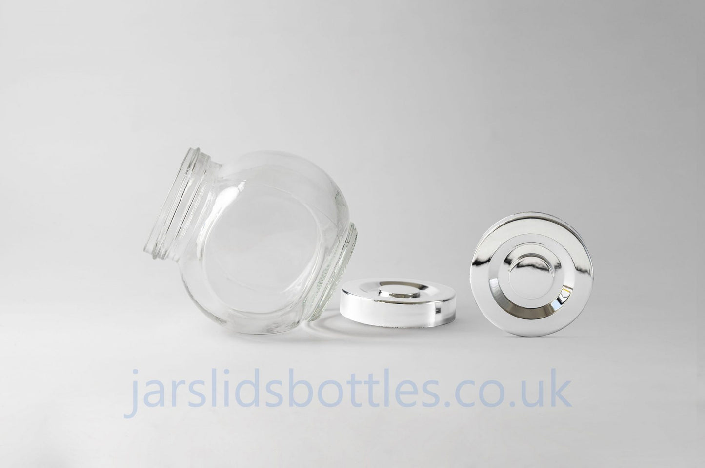 Glass jar 180ml Oval. Lids included.