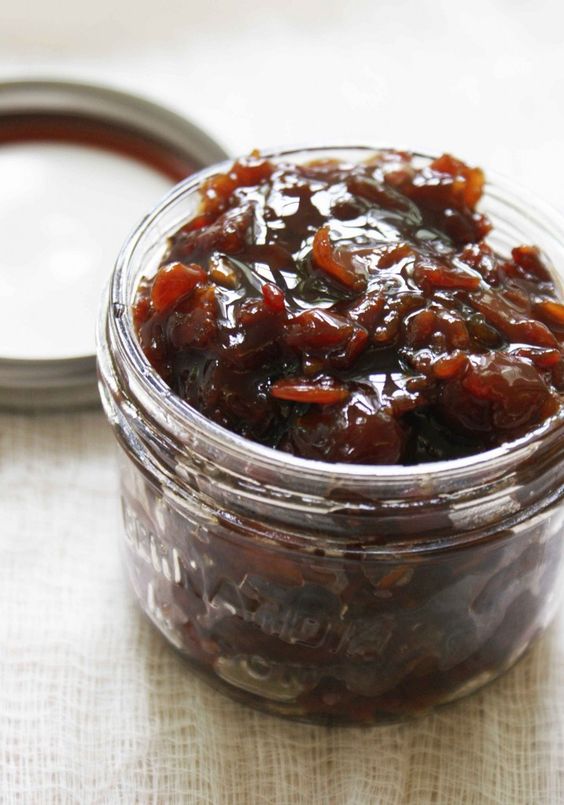 bacon jam in glass jars