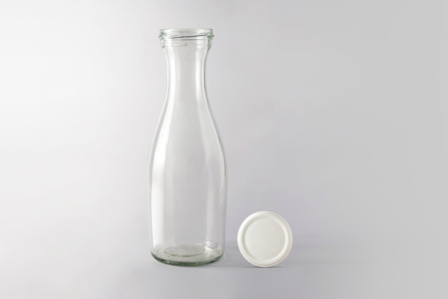 1000ml Glass Juice Bottle TO 66 white lid