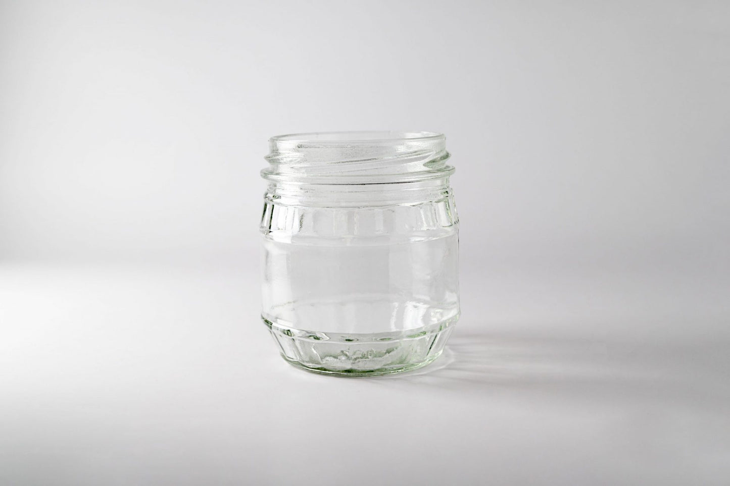 200ml Barrel glass jar