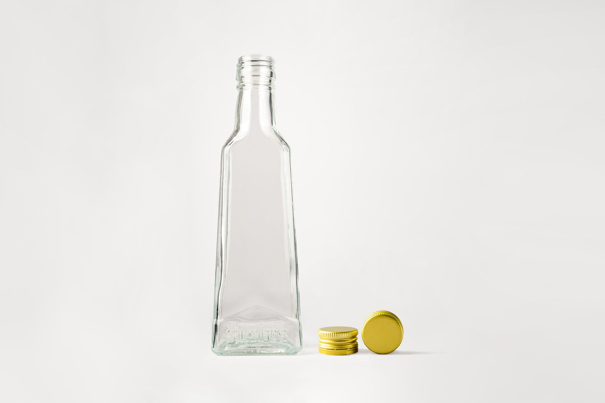 200ml Glass Bottles Status with screw caps