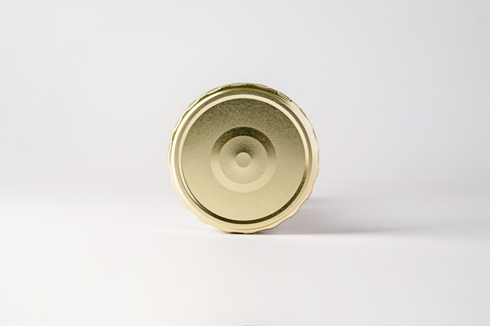 58mm Golden Twist Off Lids safety button