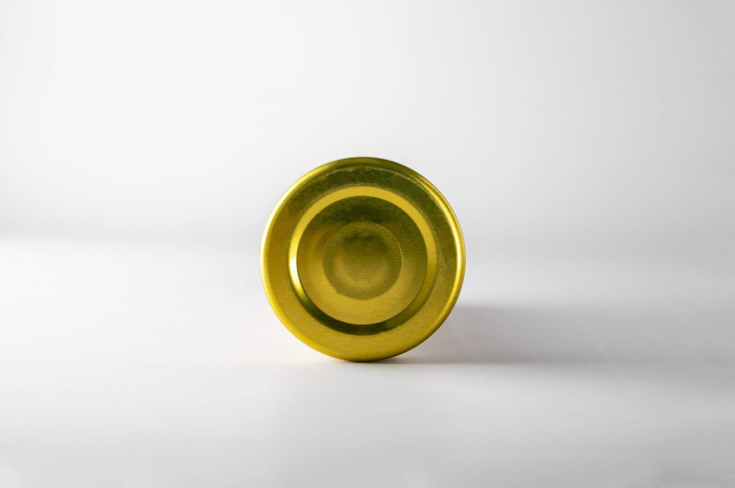 43 mm gold metal lid