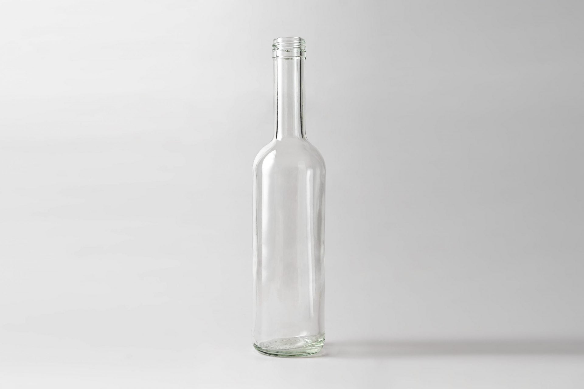 Glass bottle 350 ml Larissa. Coming with stoppers.