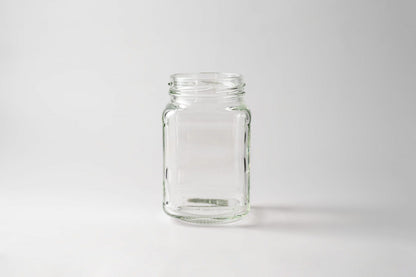 Glass jar 212 ml Breeze. Lids included.