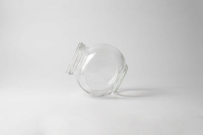 Glass jar 180 ml Oval. Lids included.