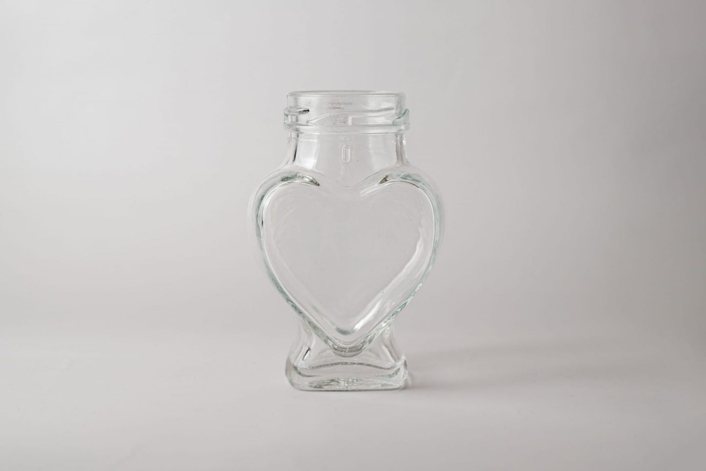 Glass Jar Wedding Favours 106ml Heart