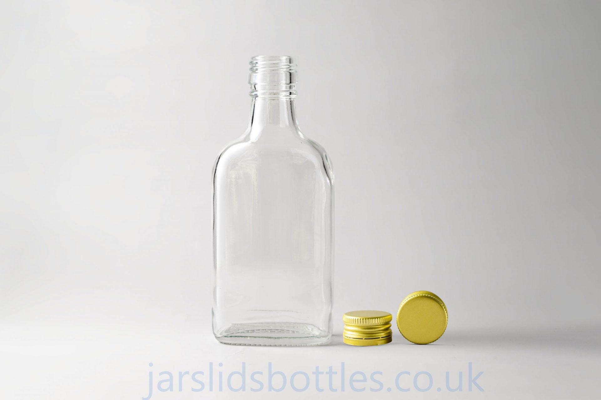 Glass bottle 200ml Flask. Screw caps included. 