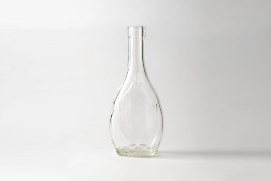 Glass bottle 500ml Icon. Coming with cork stoppers.
