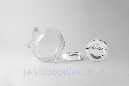 Glass jar 180ml Oval. Lids included.